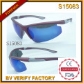 Fashion 2015 Italy Design Sports Sunglasses with Free Sample (S15083)